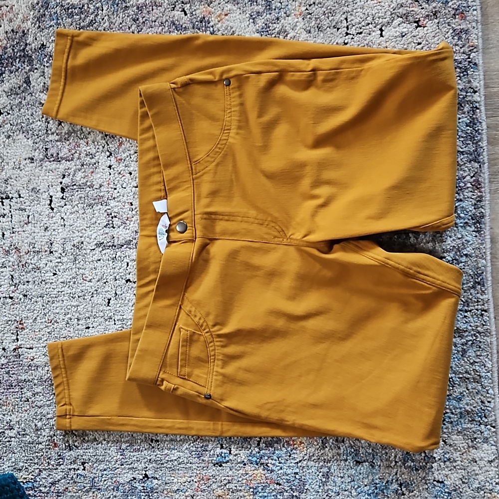 Utopia by HUE, mustard color pants, size L